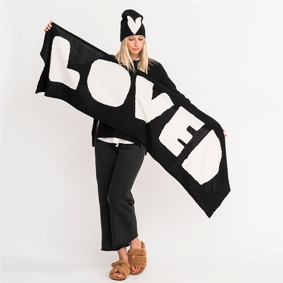 Pink 'Loved' Scarf and Beanie Set - Picture 2 of 6